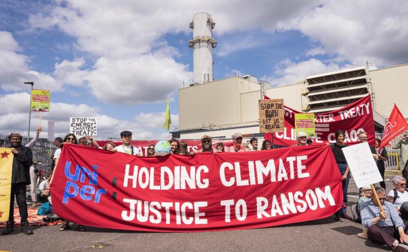 Protest at Uniper power-plant